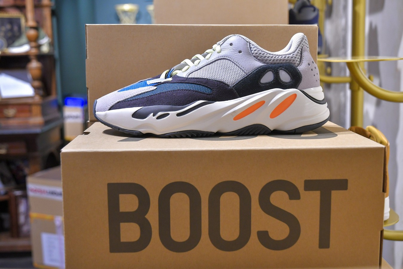 yeezy 700 tike off 56% - www.usushimd.com