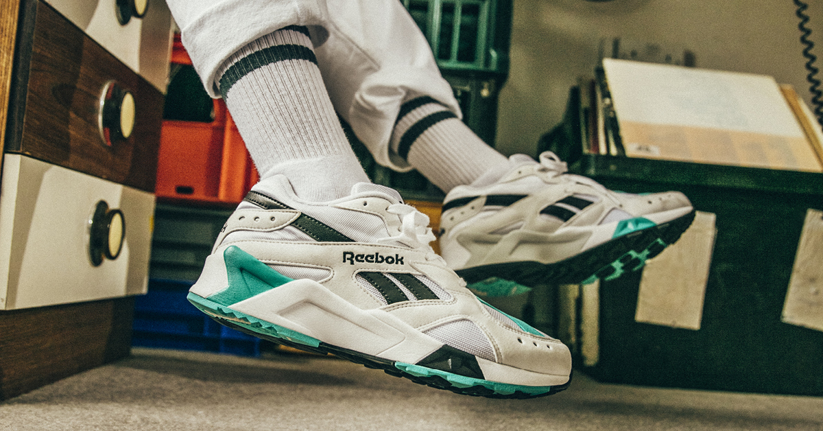 reebok aztrek og white