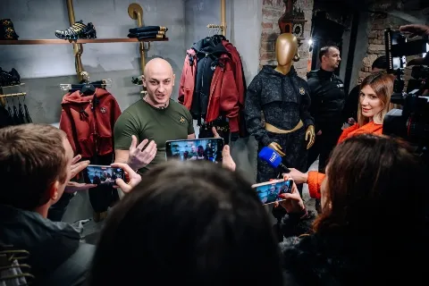 DESINGERICA PREDSTAVIO PRVU KOLEKCIJU GARDEROBE