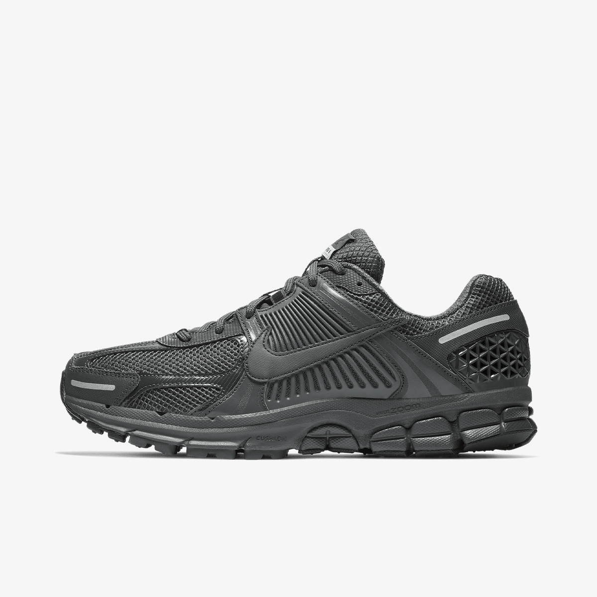 Nike hotsell vomero cena