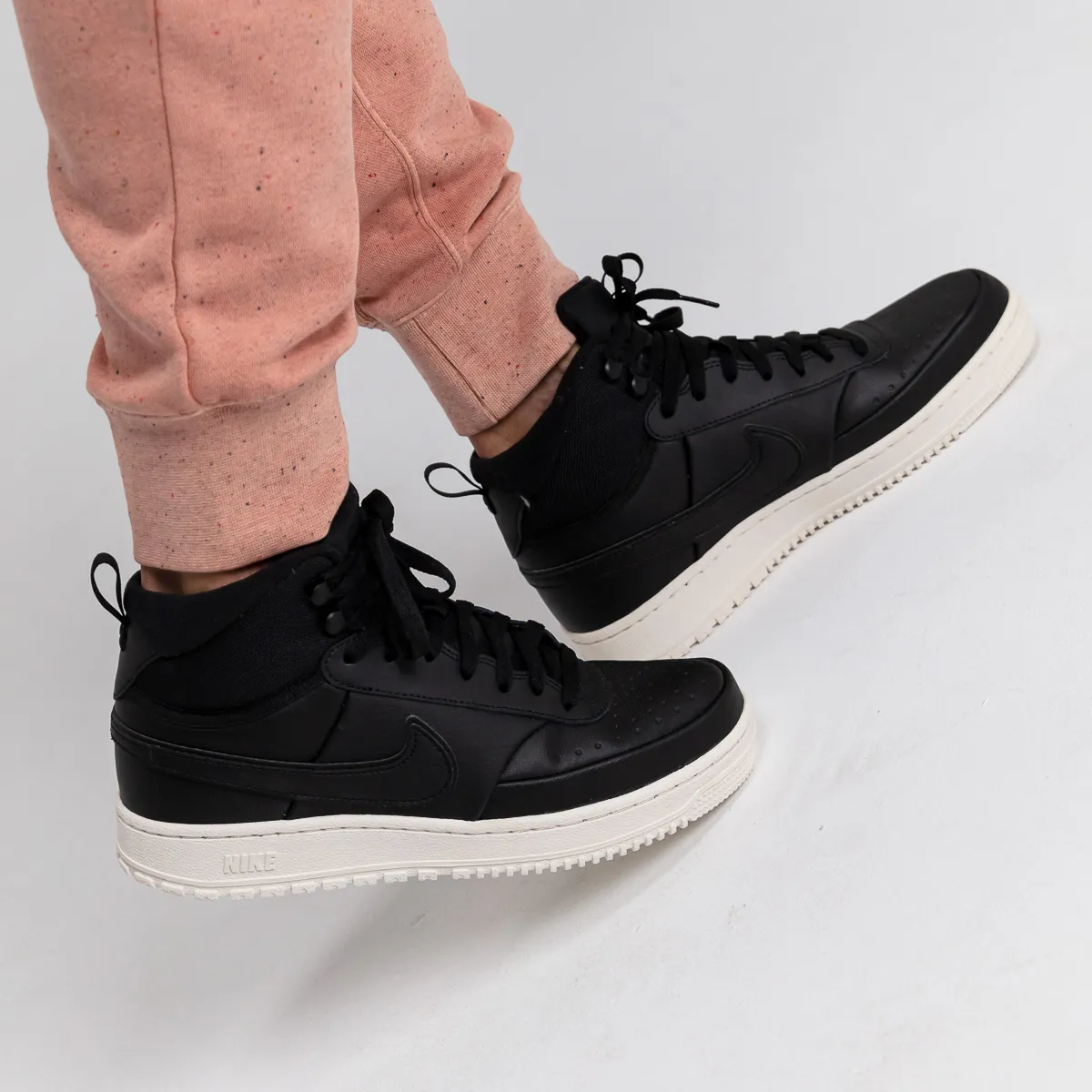 NIKE Patike NIKE COURT VISION MID WNTR