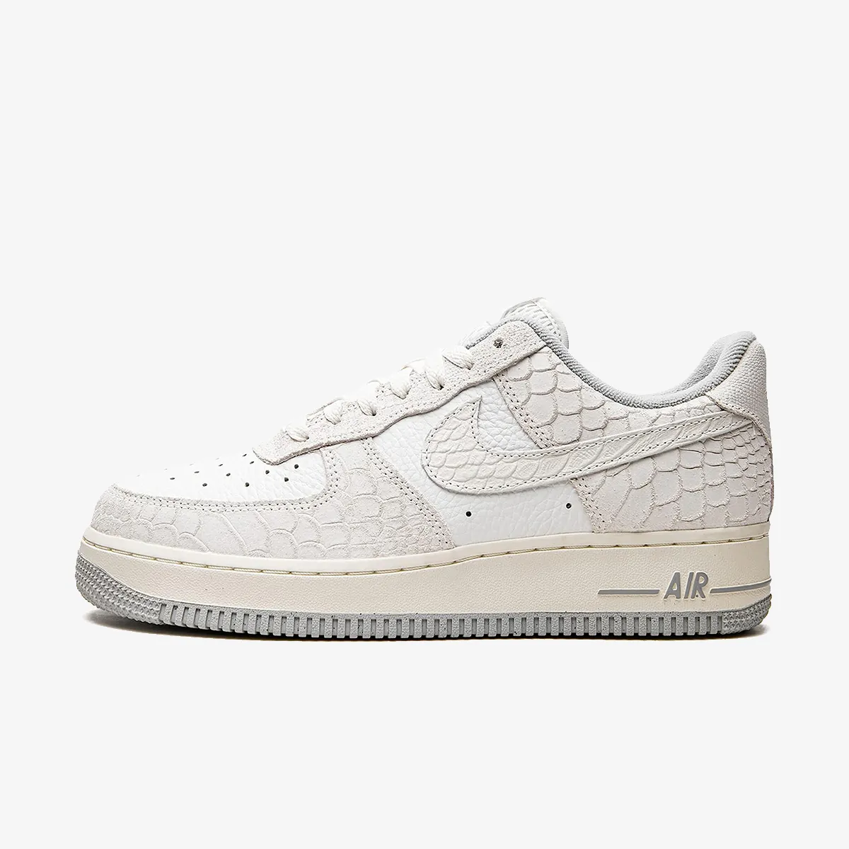 NIKE Patike WMNS NIKE AIR FORCE 1 '07