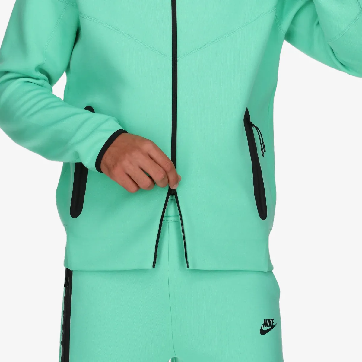 NIKE Dukserica Sportswear Tech Fleece 