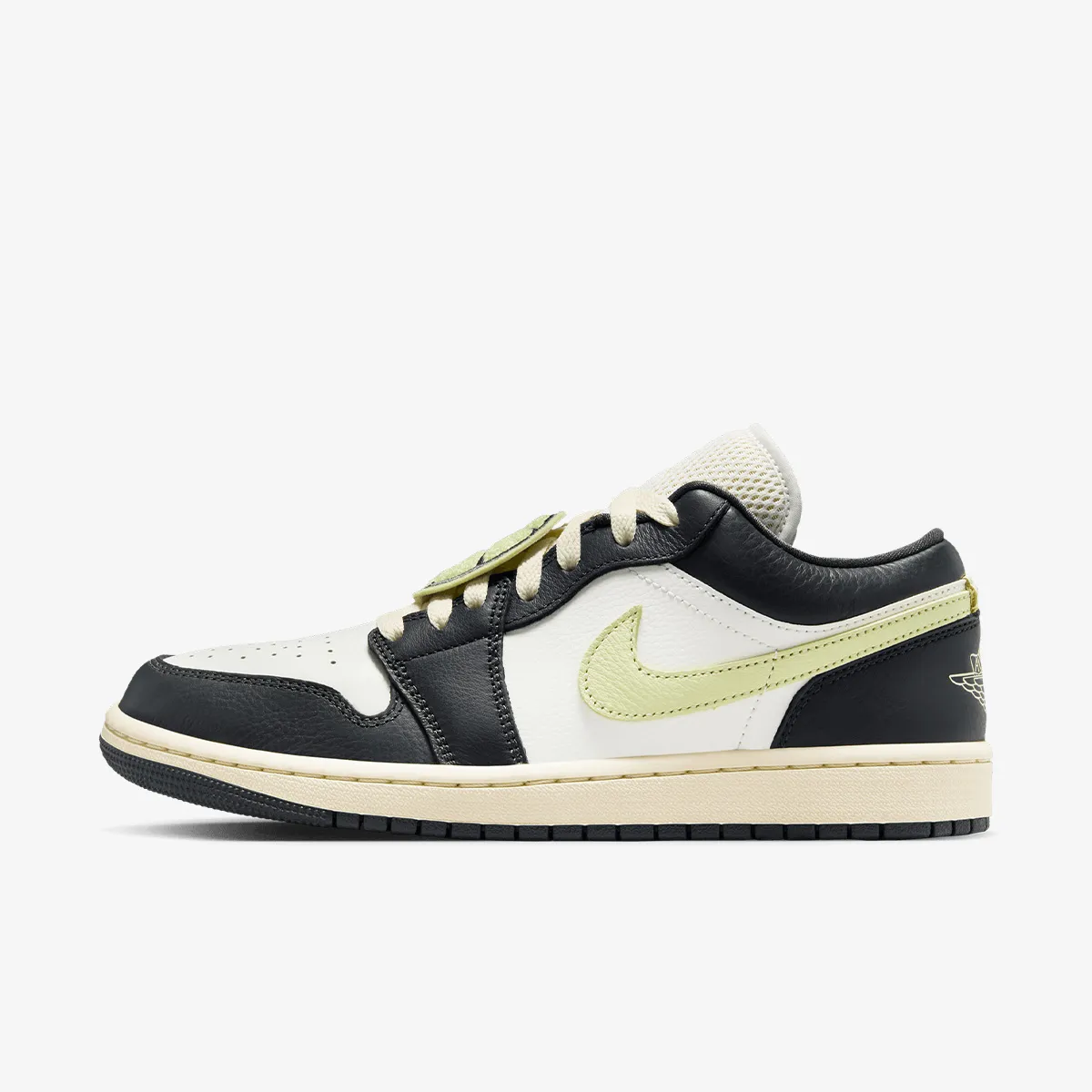 NIKE Patike WMNS AIR JORDAN 1 LOW SE V2 