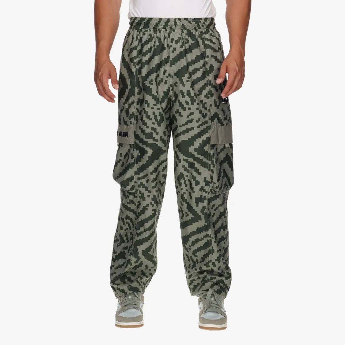 NIKE Donji deo trenerke M NK AIR WVN CARGO PANT AOP 