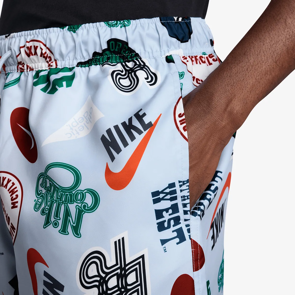NIKE Šorc Club 