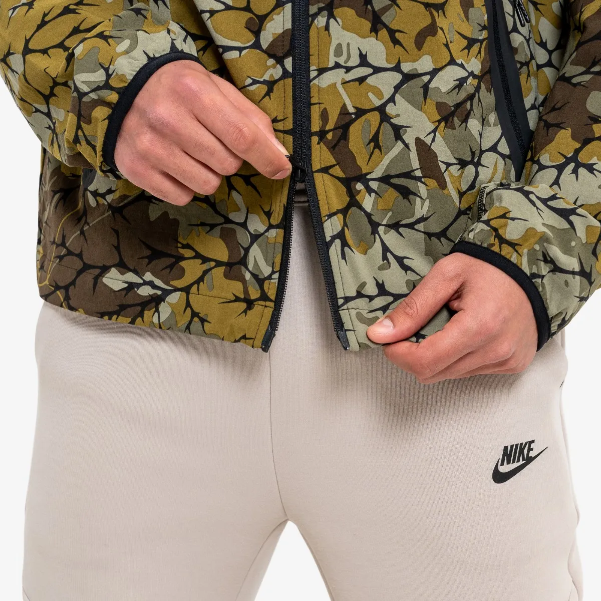 NIKE Dukserica Tech Woven+ FZ 