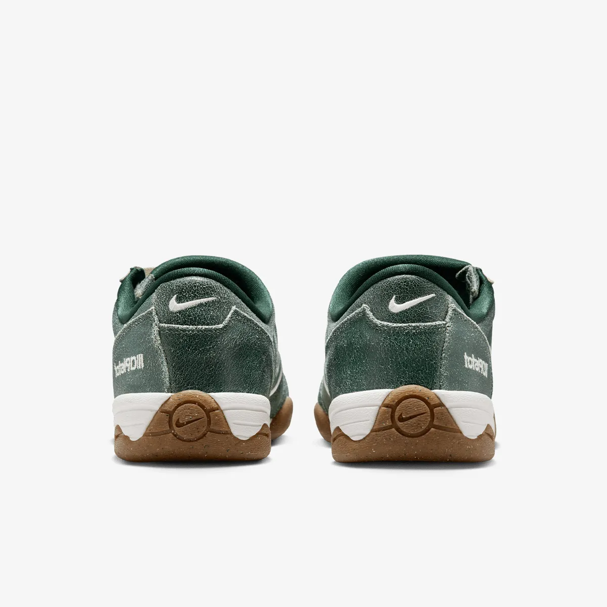 NIKE Patike Total 90