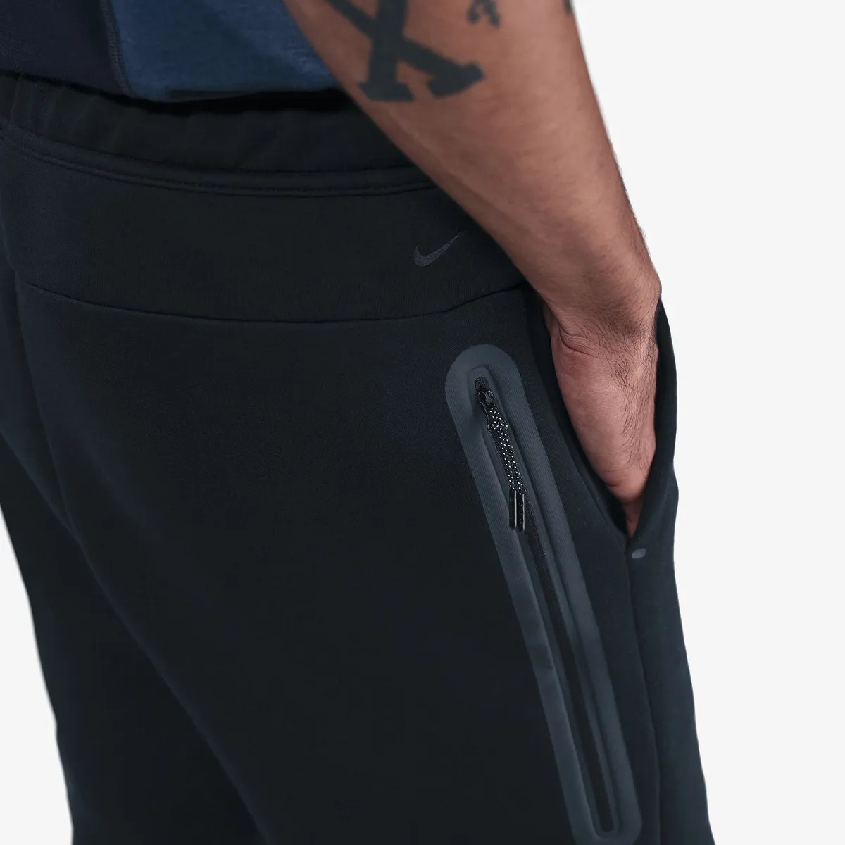 NIKE Šorc Tech 