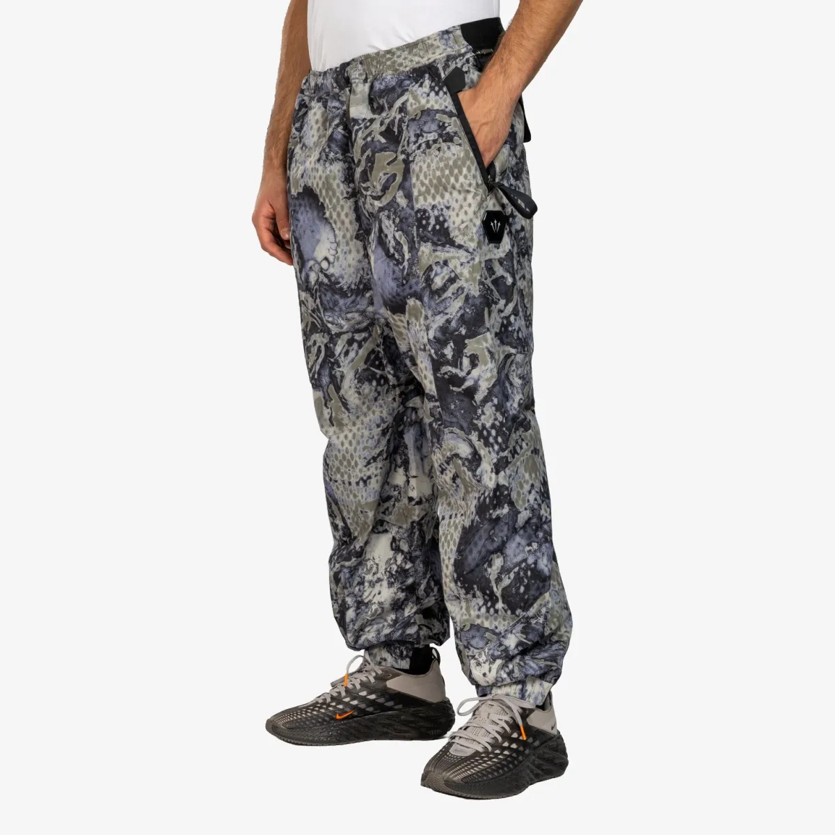 NIKE Donji deo trenerke M NRG NOCTA ZOMBIE CUT PNT AOP 