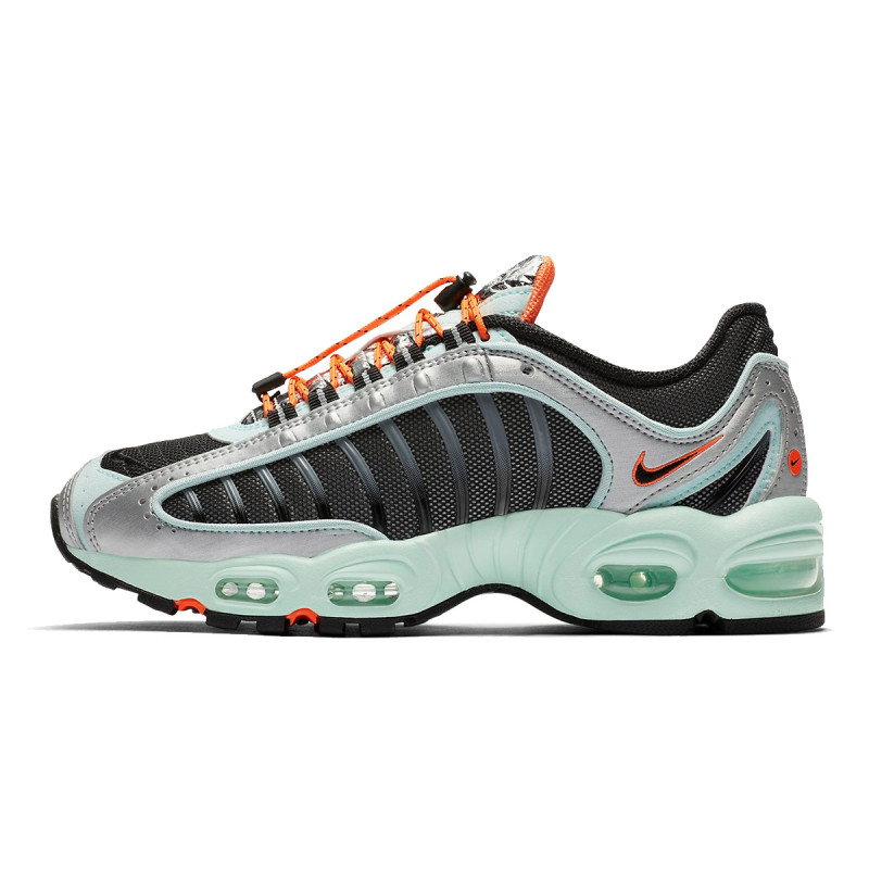 nike patike air max tailwind iv