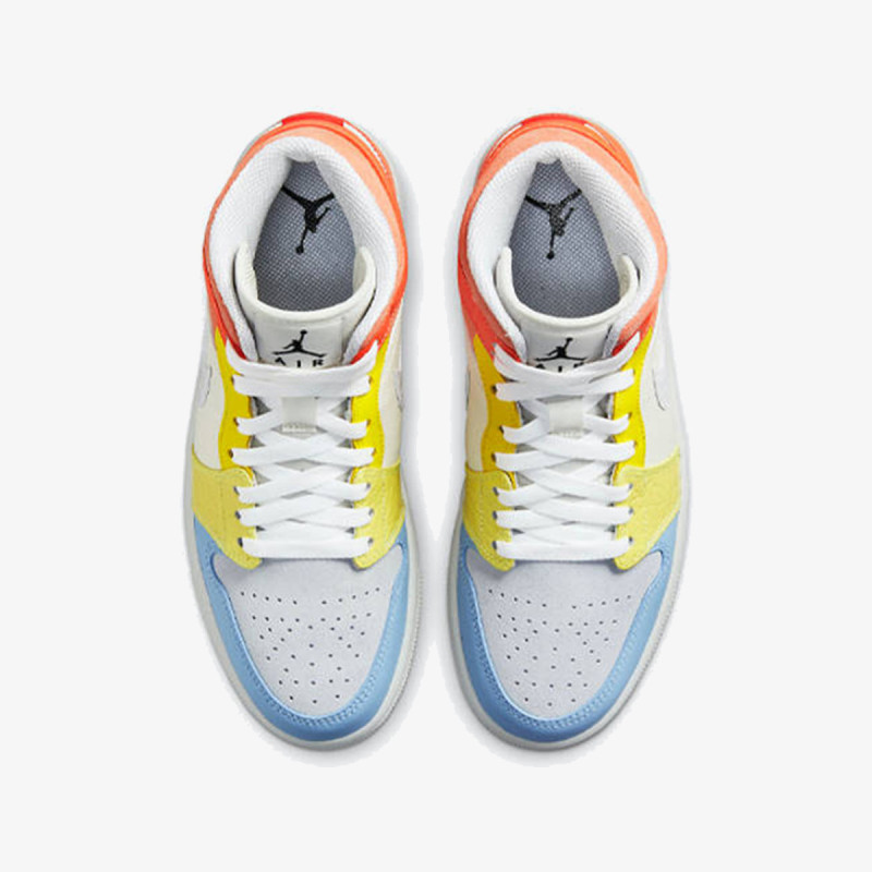 NIKE Patike WMNS AIR JORDAN 1 MID MD DJ6908-100 | Tike.rs