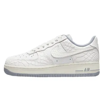 NIKE Patike WMNS NIKE AIR FORCE 1 '07 