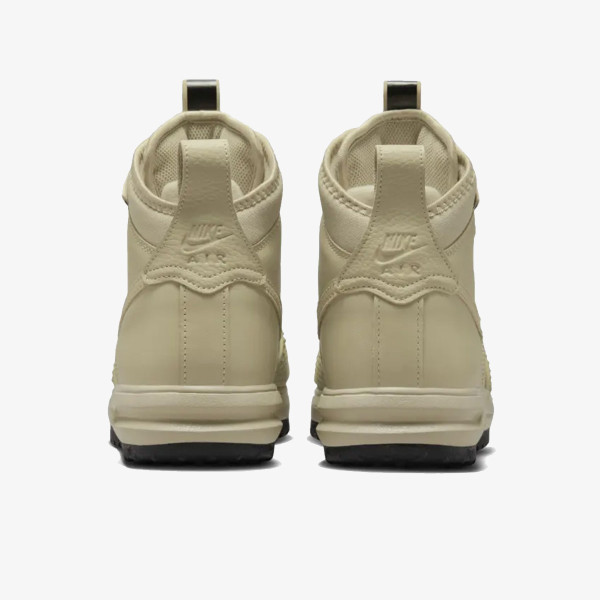 Nike duckboot cena shop