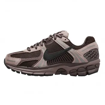 NIKE Patike WMNS NIKE VOMERO 5 UT 